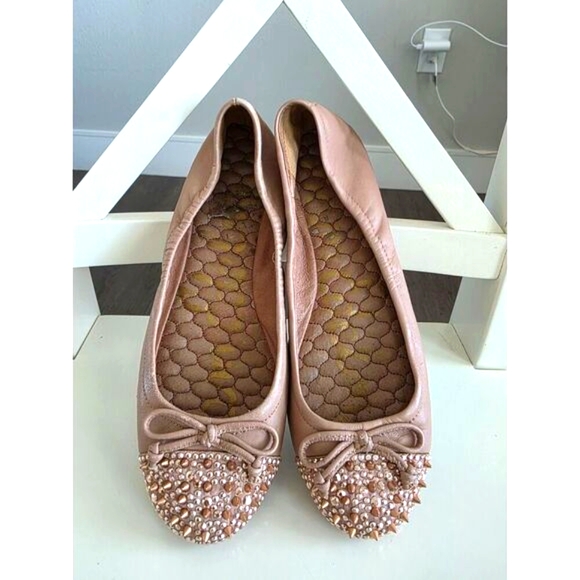 Sam Edelman Beatrix Ballet Flat Beige Blush Leather Jeweled Spikes Rose Gold 6 M - Picture 1 of 6
